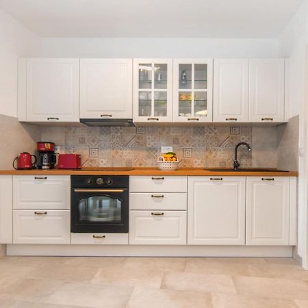 House Tia Villa Vrboska Kültér fotó