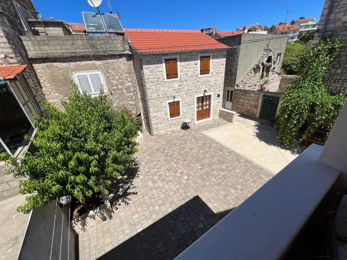 House Tia Villa Vrboska Kültér fotó