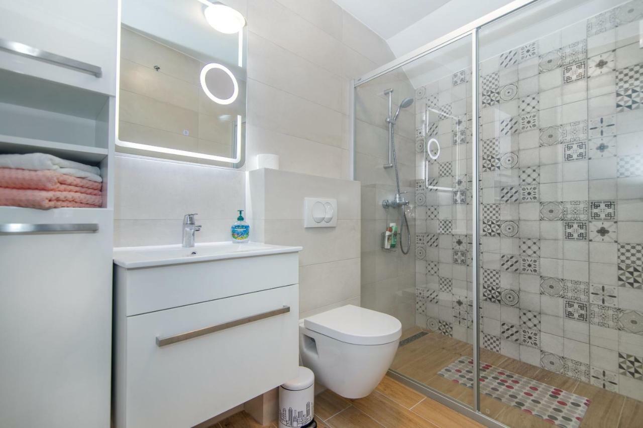 House Tia Villa Vrboska Kültér fotó