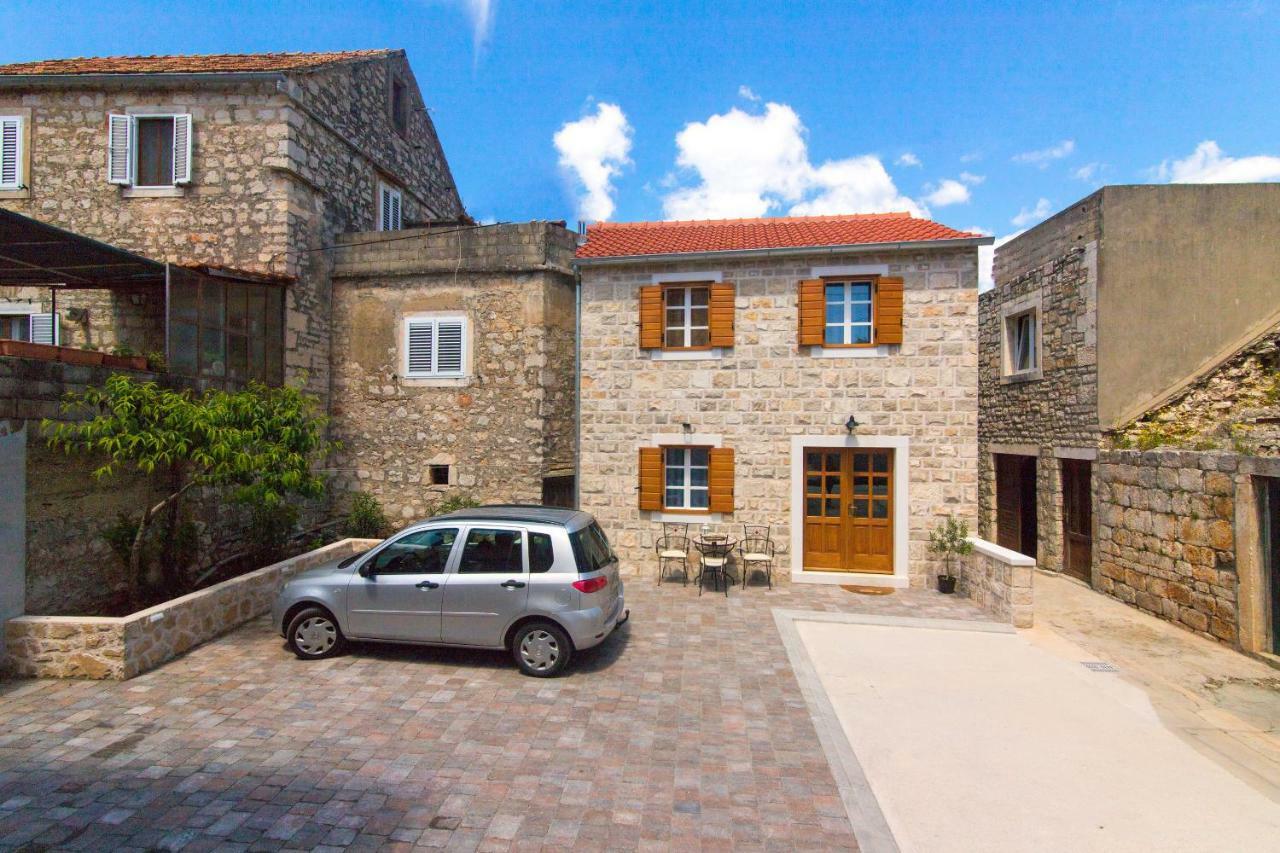 House Tia Villa Vrboska Kültér fotó