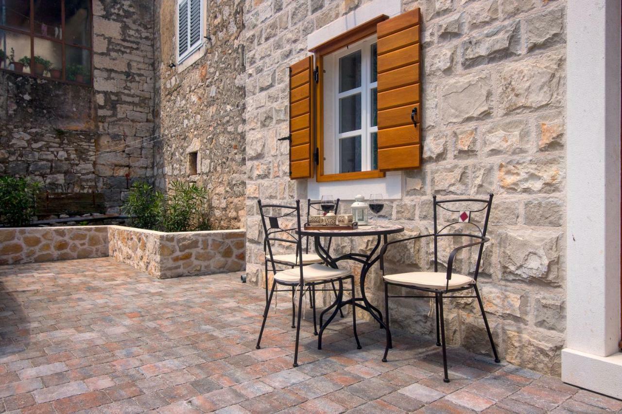 House Tia Villa Vrboska Kültér fotó